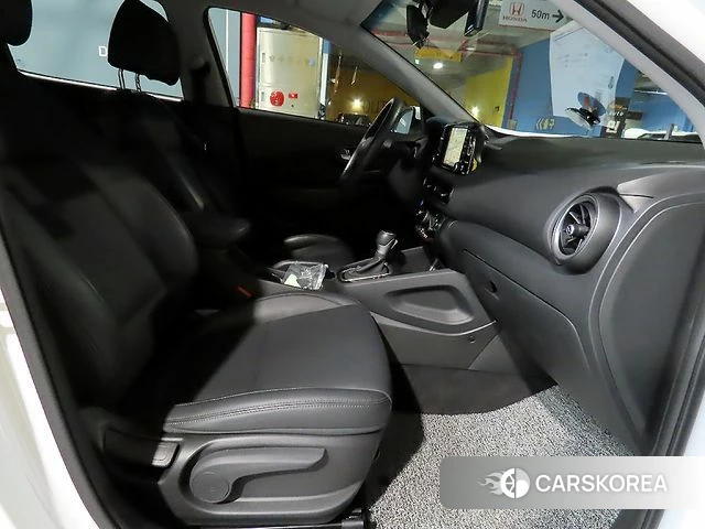 Hyundai The New Kona 2022 Белый из Кореи, фото 2