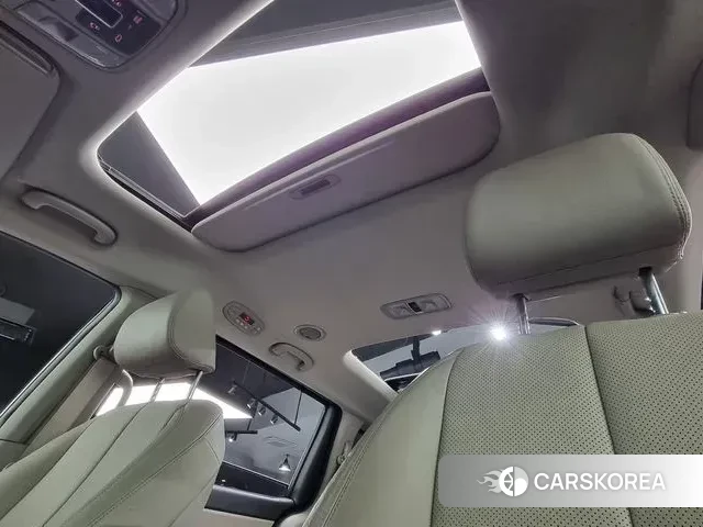 Kia The New Carnival 2018 Черный из Кореи, фото 2
