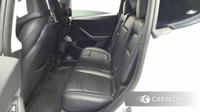 Tesla Model Y 2022 Белый из Кореи, фото 2