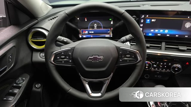 Chevrolet (GM Daewoo) Trax Crossover 2024 Зеленый из Кореи, фото 2