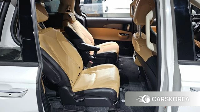 Kia Carnival 4th generation 2022 Белый из Кореи, фото 2