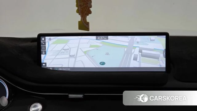 Genesis GV70 2022 Белый из Кореи, фото 2