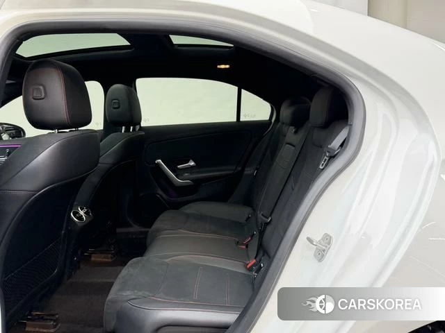 Mercedes-Benz A-Class 2024 Белый из Китая, фото 2