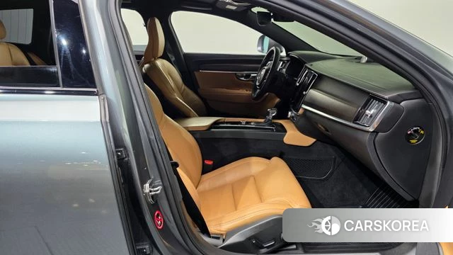 Volvo V90 Cross-Country 2018 Серый из Кореи, фото 2