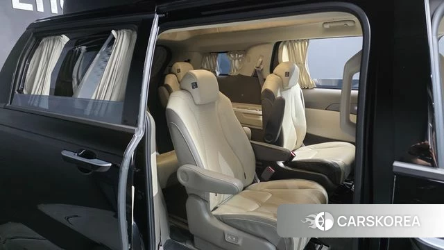 Kia Carnival 4th generation 2021 Черный из Кореи, фото 2