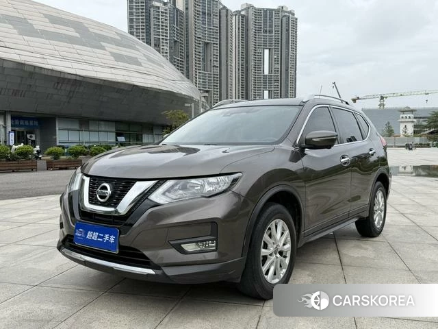 Nissan X-Trail 2021 Шампань из Китая, фото 2