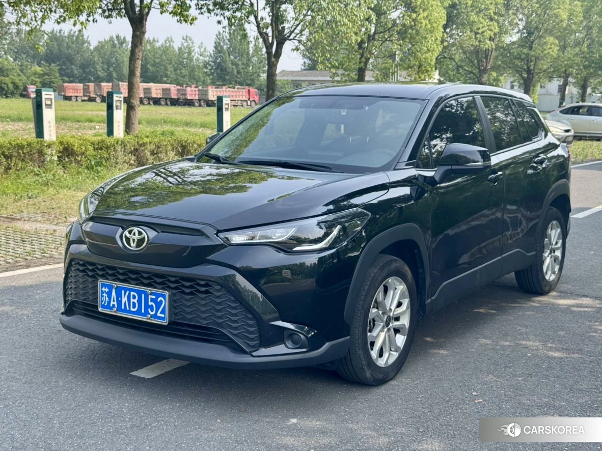Toyota Frontlander 2024 Черный из Китая, фото 2