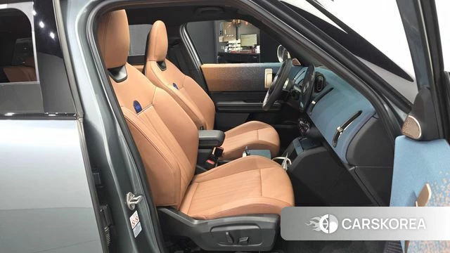 Mini Cooper Countryman Electric 3rd Generation 2025 Небесно-голубой из Кореи, фото 2