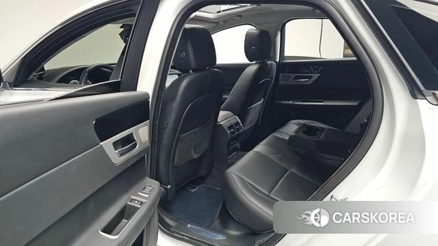 Jaguar XF (X260) 2018 Белый из Кореи, фото 2