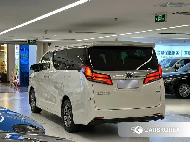 Toyota Alphard 2020 Белый из Китая, фото 2