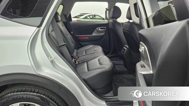 Kia Niro Plus 2022 Серебряный из Кореи, фото 2