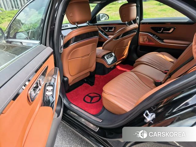 Mercedes-Benz S-Class 2022 Черный из Китая, фото 2