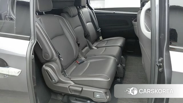 Honda Odyssey 2021 Серый из Кореи, фото 2