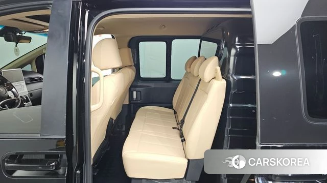 Hyundai Staria 2025 Черный из Кореи, фото 2