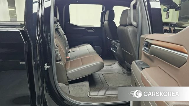 GMC Sierra 2025 Черный из Кореи, фото 2