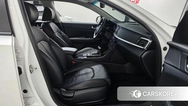 Kia The New K5 2nd generation 2018 Белый из Кореи, фото 2