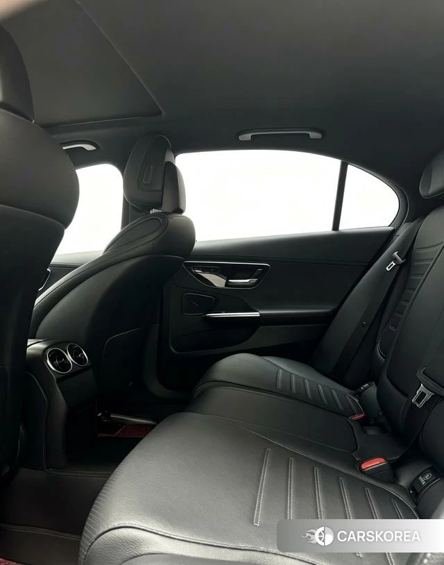 Mercedes-Benz C-class 2022 Белый из Китая, фото 2