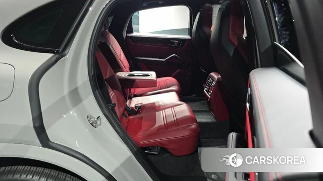 Porsche Cayenne (PO536) 2021 Жемчужный цвет из Кореи, фото 2