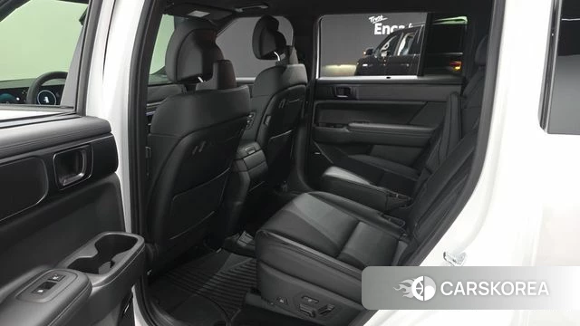 Hyundai Santa Fe (MX5) 2023 Белый из Кореи, фото 2