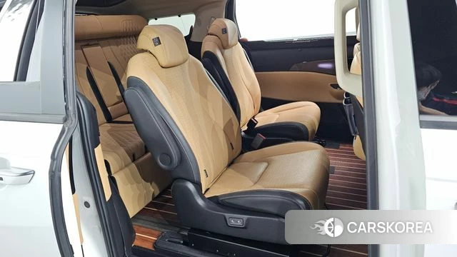 Kia Carnival 4th generation 2023 Белый из Кореи, фото 2