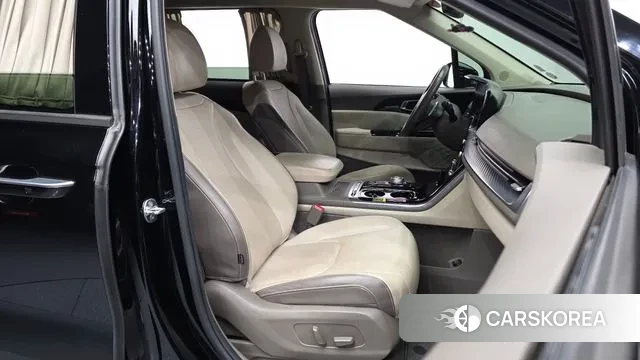 Kia Carnival 4th generation 2021 Черный из Кореи, фото 2