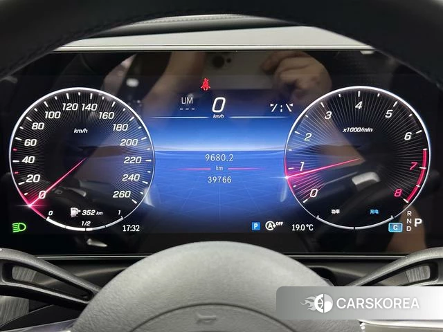 Mercedes-Benz C-class 2023 Белый из Китая, фото 2