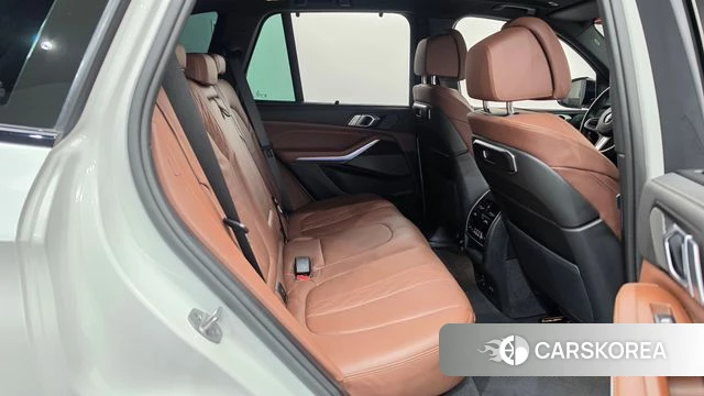BMW X5 (G05) 2025 Белый из Кореи, фото 2
