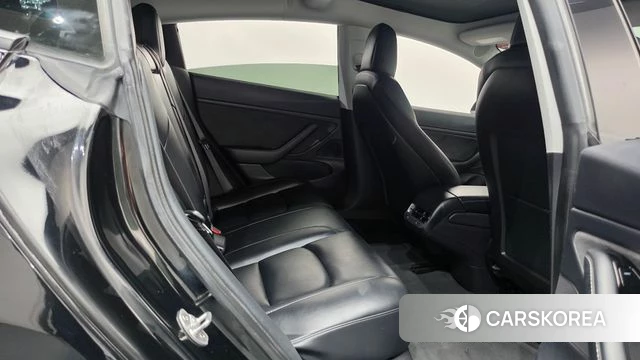 Tesla Model 3 2020 Черный из Кореи, фото 2
