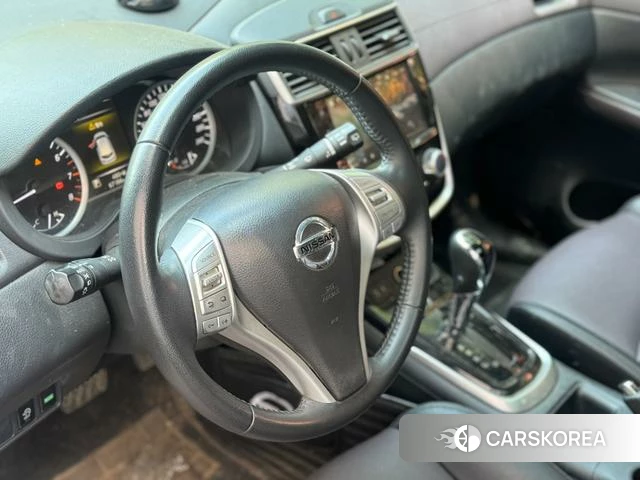 Nissan Tiida 2021 Красный из Китая, фото 2