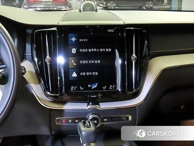 Volvo XC60 second Generation 2018 Серебряный из Кореи, фото 2