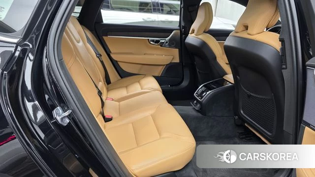 Volvo S90 2021 Черный из Кореи, фото 2