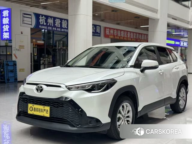 Toyota Frontlander 2025 Белый из Китая, фото 2
