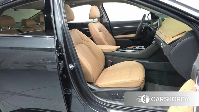 Hyundai Sonata (DN8) 2022 Серый из Кореи, фото 2