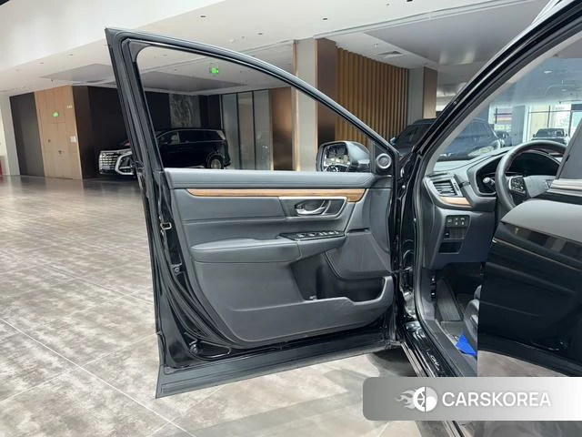 Honda CR-V 2021 Черный из Китая, фото 2