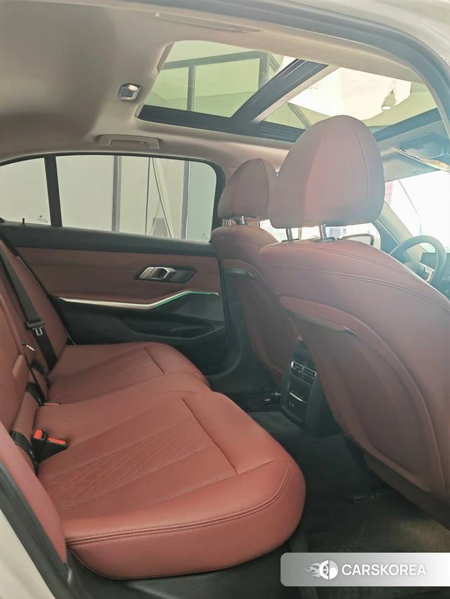 BMW i3 2022 Белый из Китая, фото 2