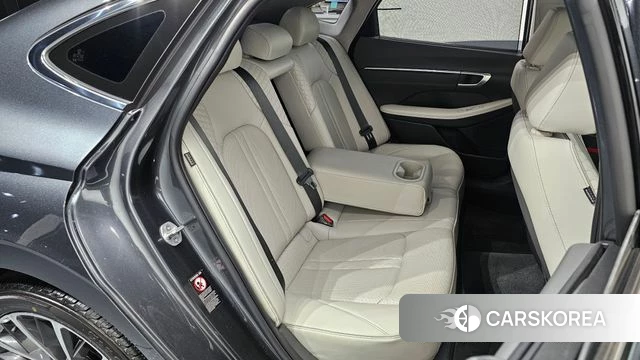 Hyundai Sonata (DN8) 2022 Серый из Кореи, фото 2