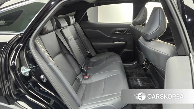 Toyota Crown Crossover 2026 Черный из Кореи, фото 2