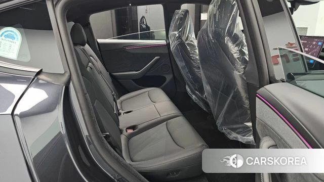 Tesla Model Y 2026 Серый из Кореи, фото 2