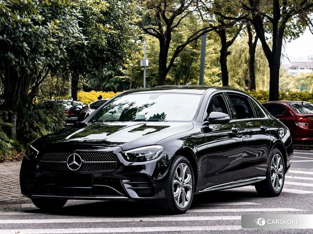 Mercedes-Benz E-Class 2021 Черный из Китая, фото 2