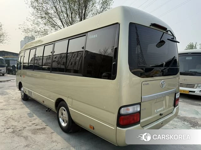 Toyota Coaster 2021 Шампань из Китая, фото 2