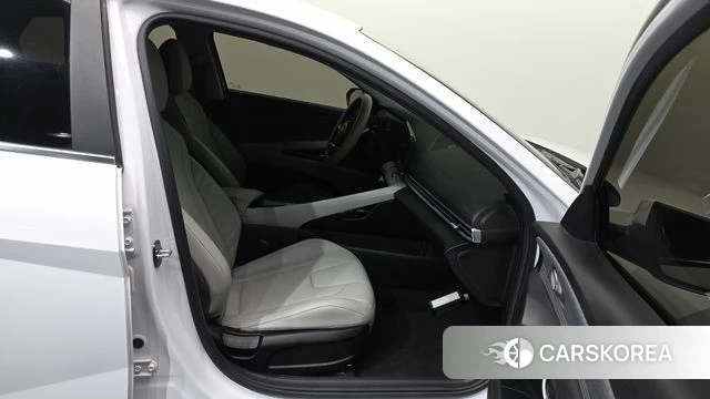 Hyundai Avante (CN7) 2021 Белый из Кореи, фото 3
