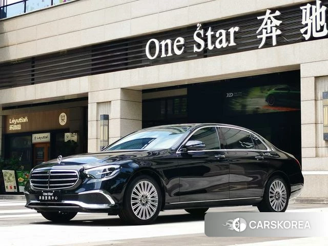 Mercedes-Benz E-Class 2022 Черный из Китая, фото 2
