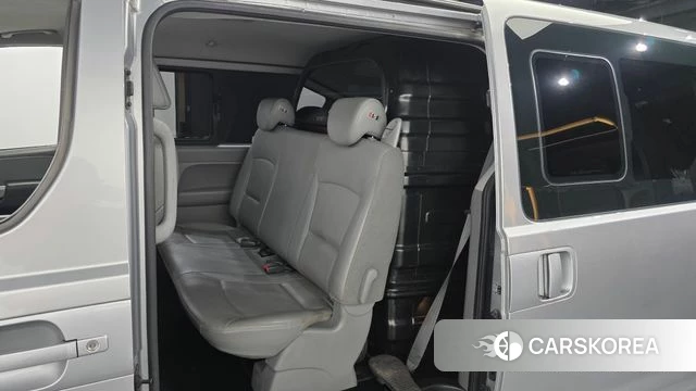 Hyundai The New Grand Starex 2018 Серебряный из Кореи, фото 2
