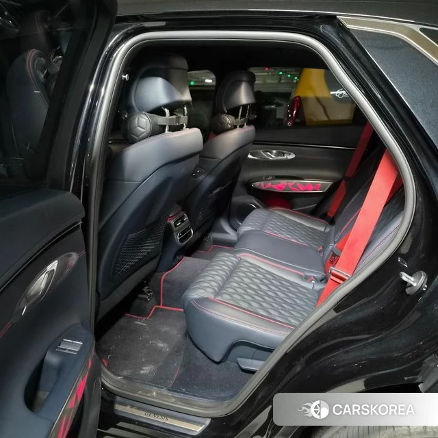 Genesis GV70 2021 Черный из Кореи, фото 2