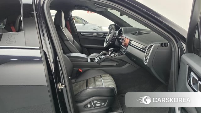 Porsche Cayenne (PO536) 2021 Черный из Кореи, фото 2
