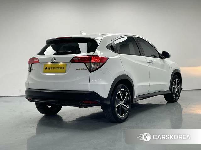 Honda Vezel 2021 Белый из Китая, фото 2