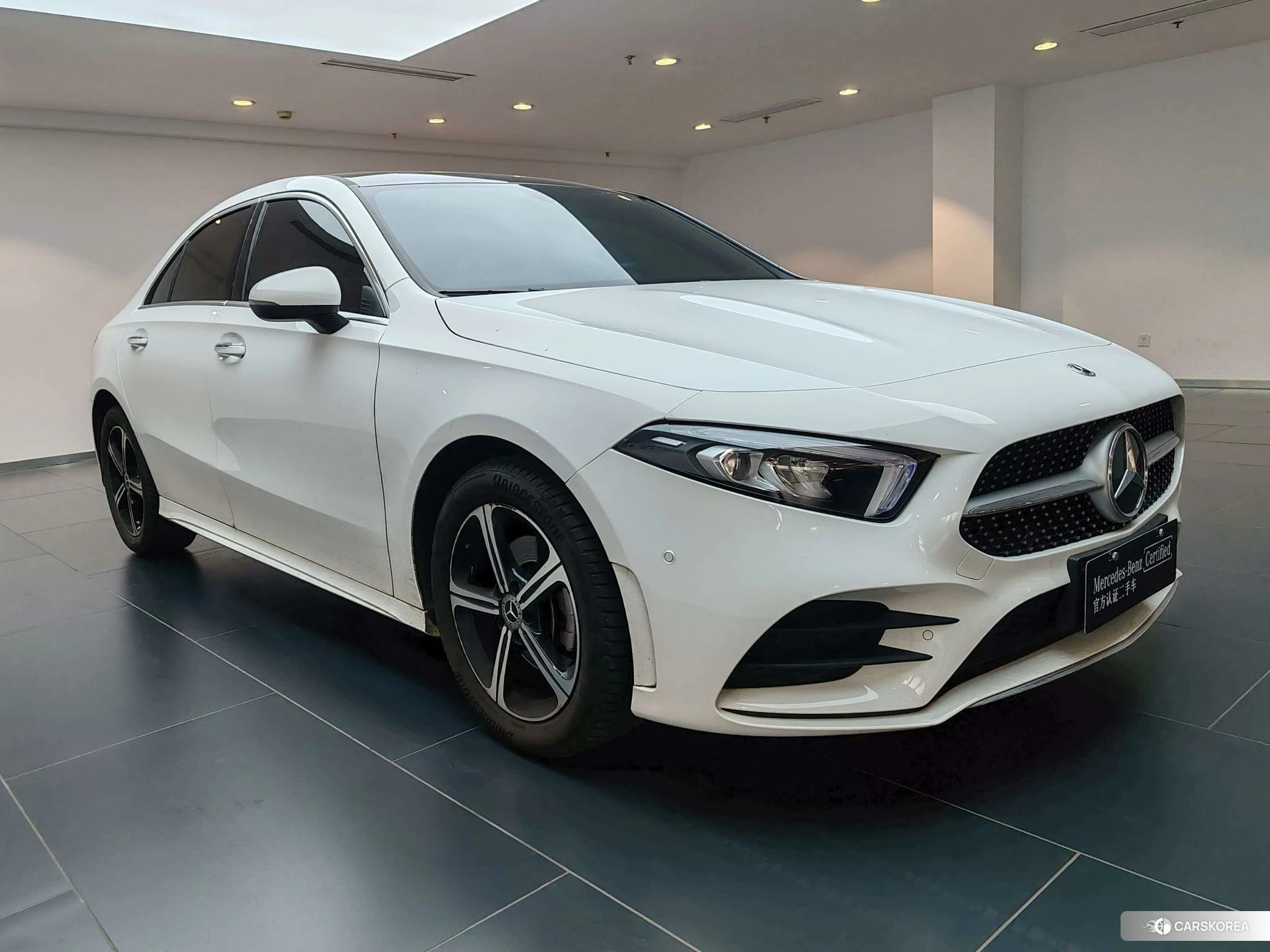 Mercedes-Benz A-Class 2022 Белый из Китая, фото 2