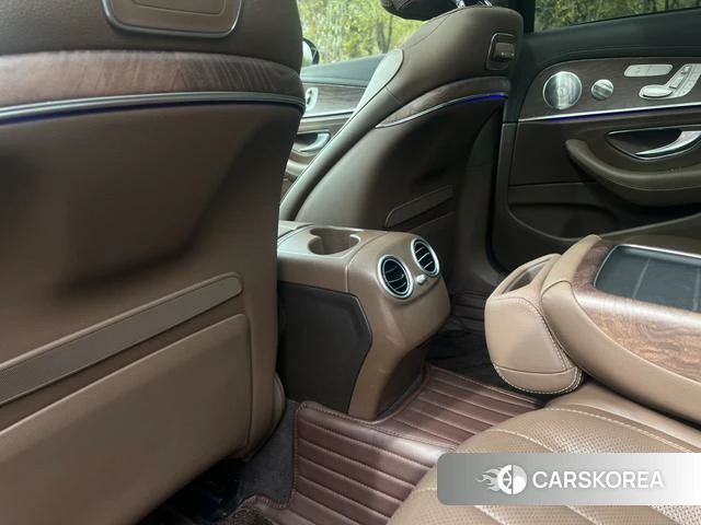 Mercedes-Benz E-Class 2020 Черный из Китая, фото 2