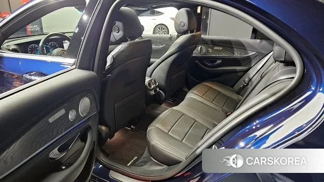 Mercedes-Benz E-Class W213 2020 Синий из Кореи, фото 2