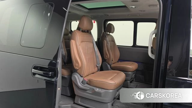 Hyundai Staria 2022 Синий из Кореи, фото 2